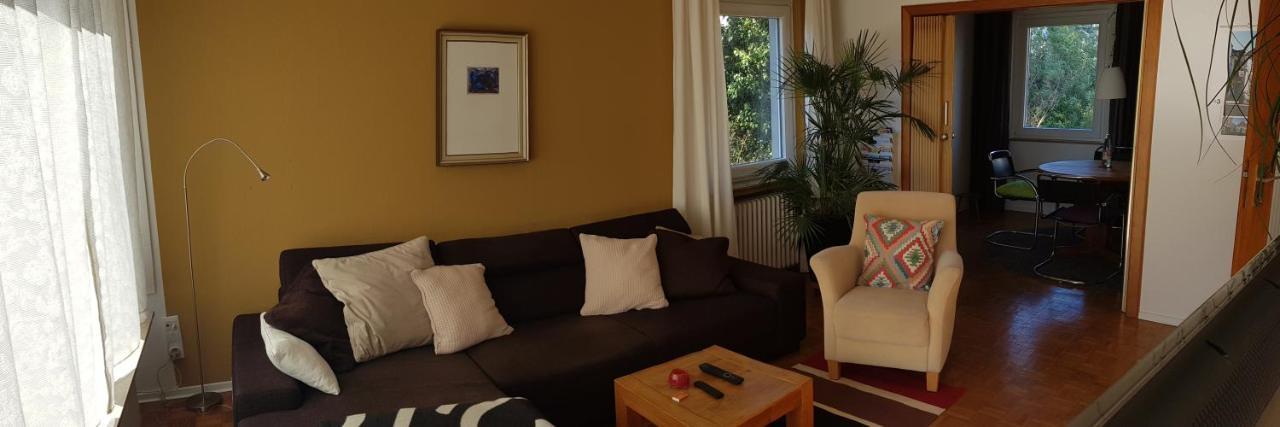 Stadtnahe Wohnung Mit Kl.Balkon Und Parkplatz Олденбург Екстериор снимка